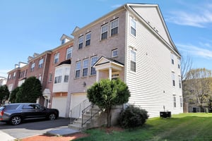 12167 Caldicot Ln, Fairfax, VA 22030, US Photo 50