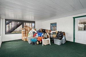 Photo 32