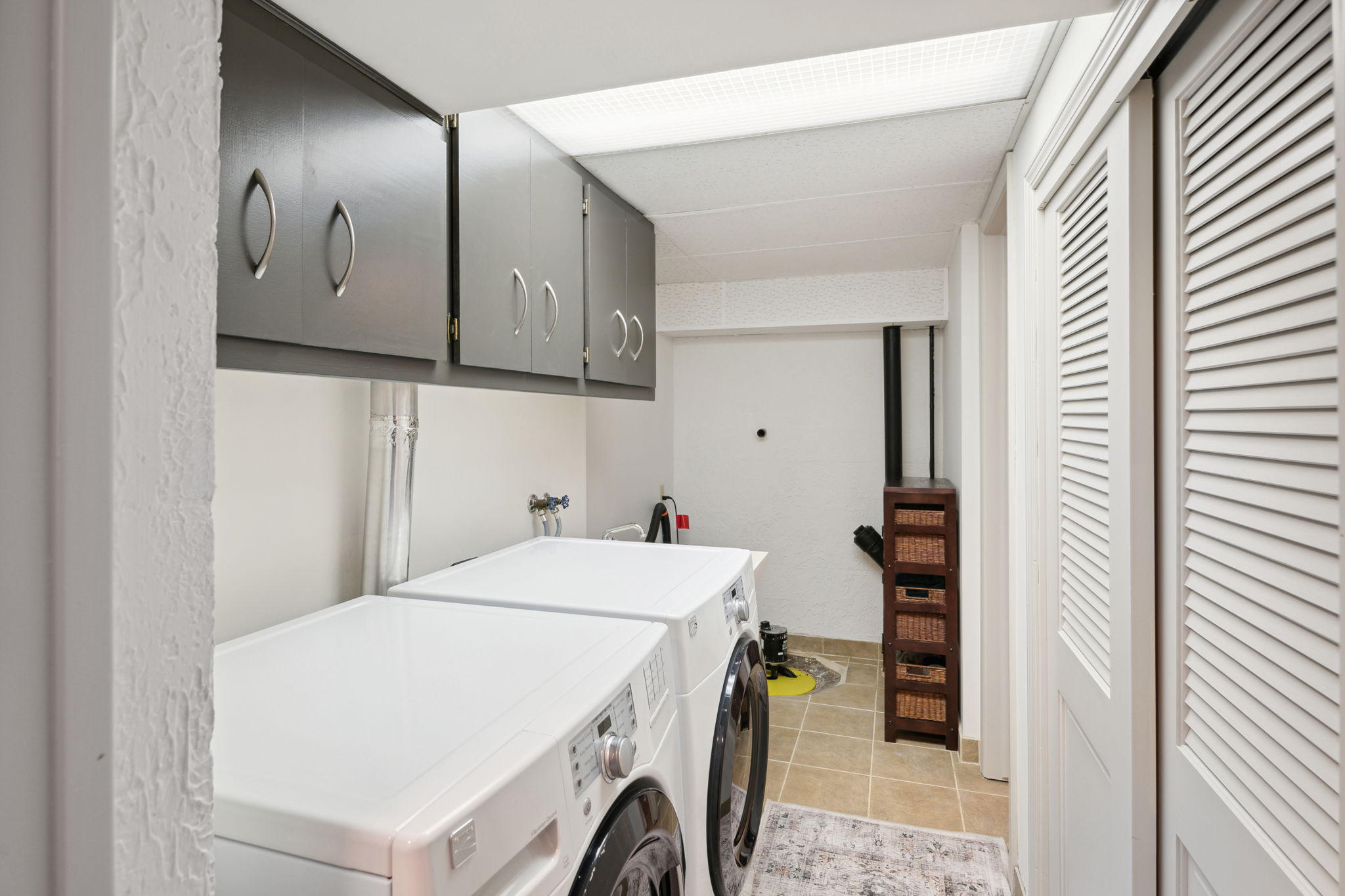 22_Interior