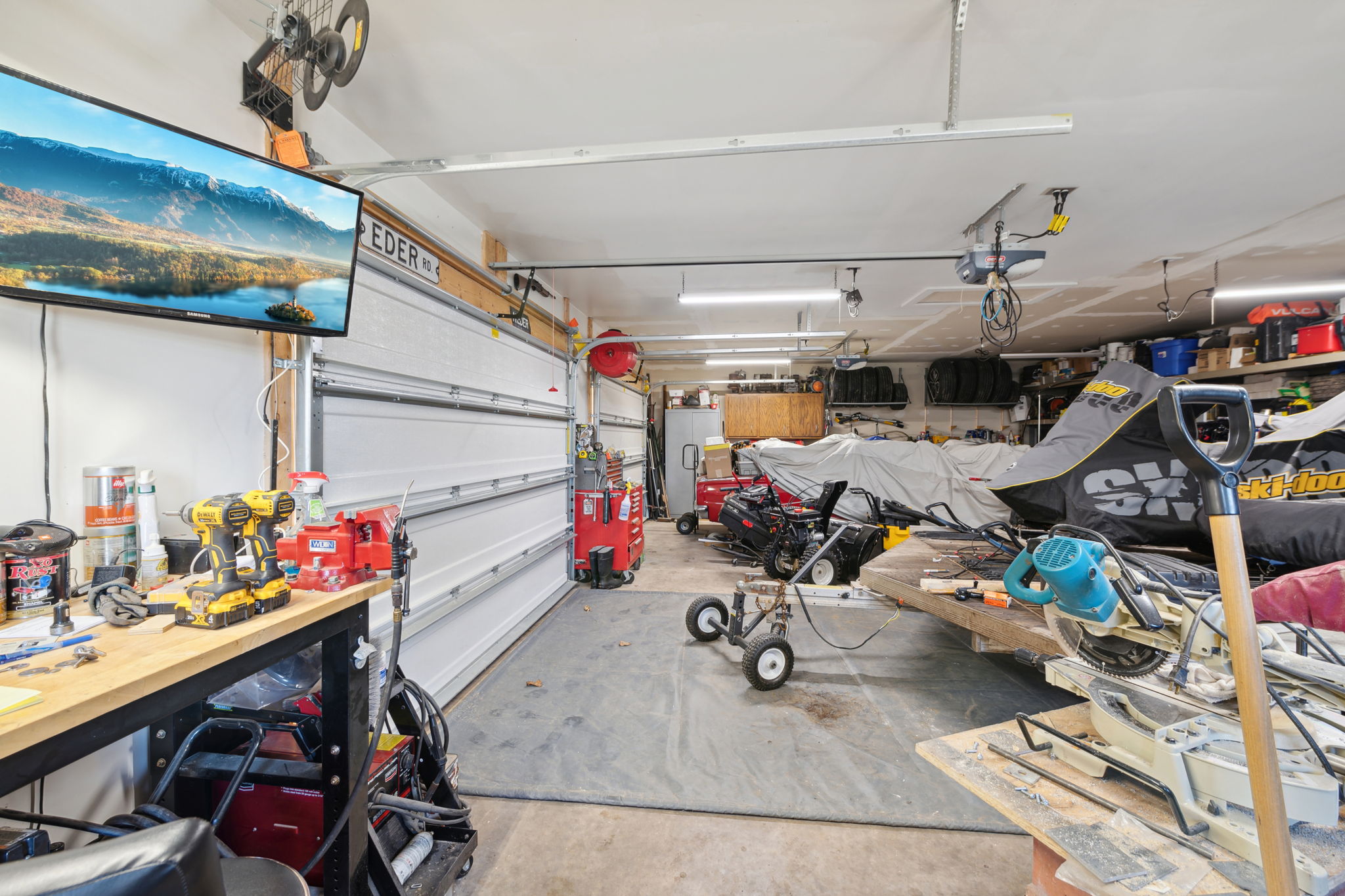 23_Interior