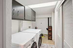 22_Interior