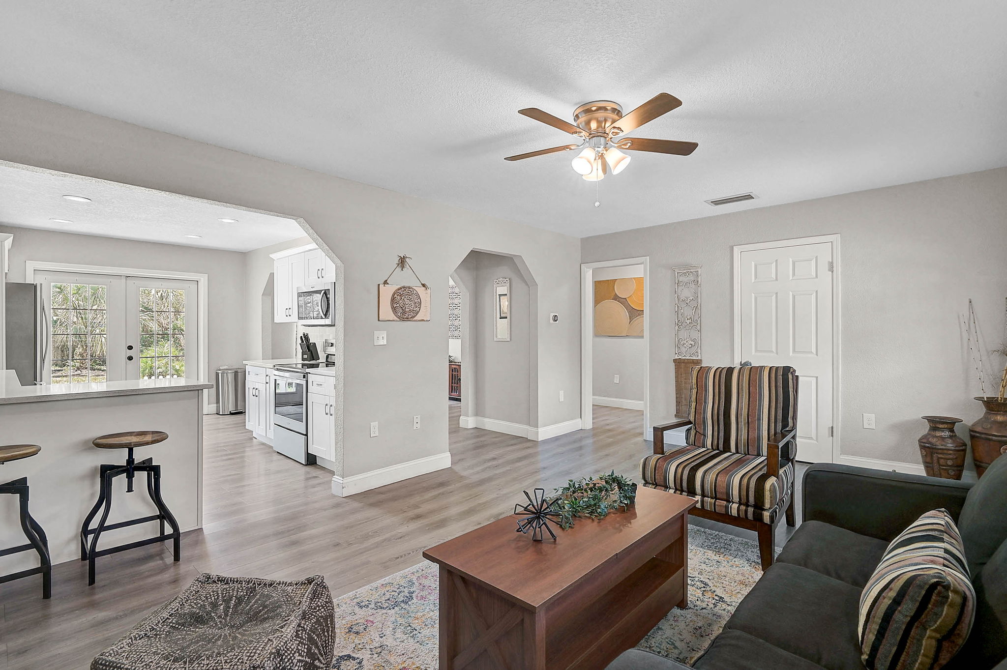 1217 E Ellicott St-6