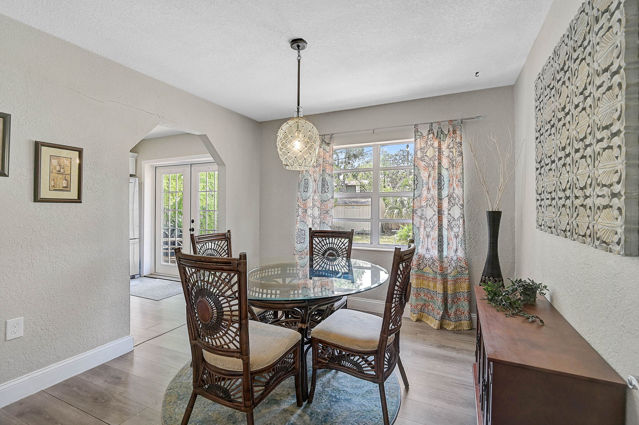 1217 E Ellicott St-15