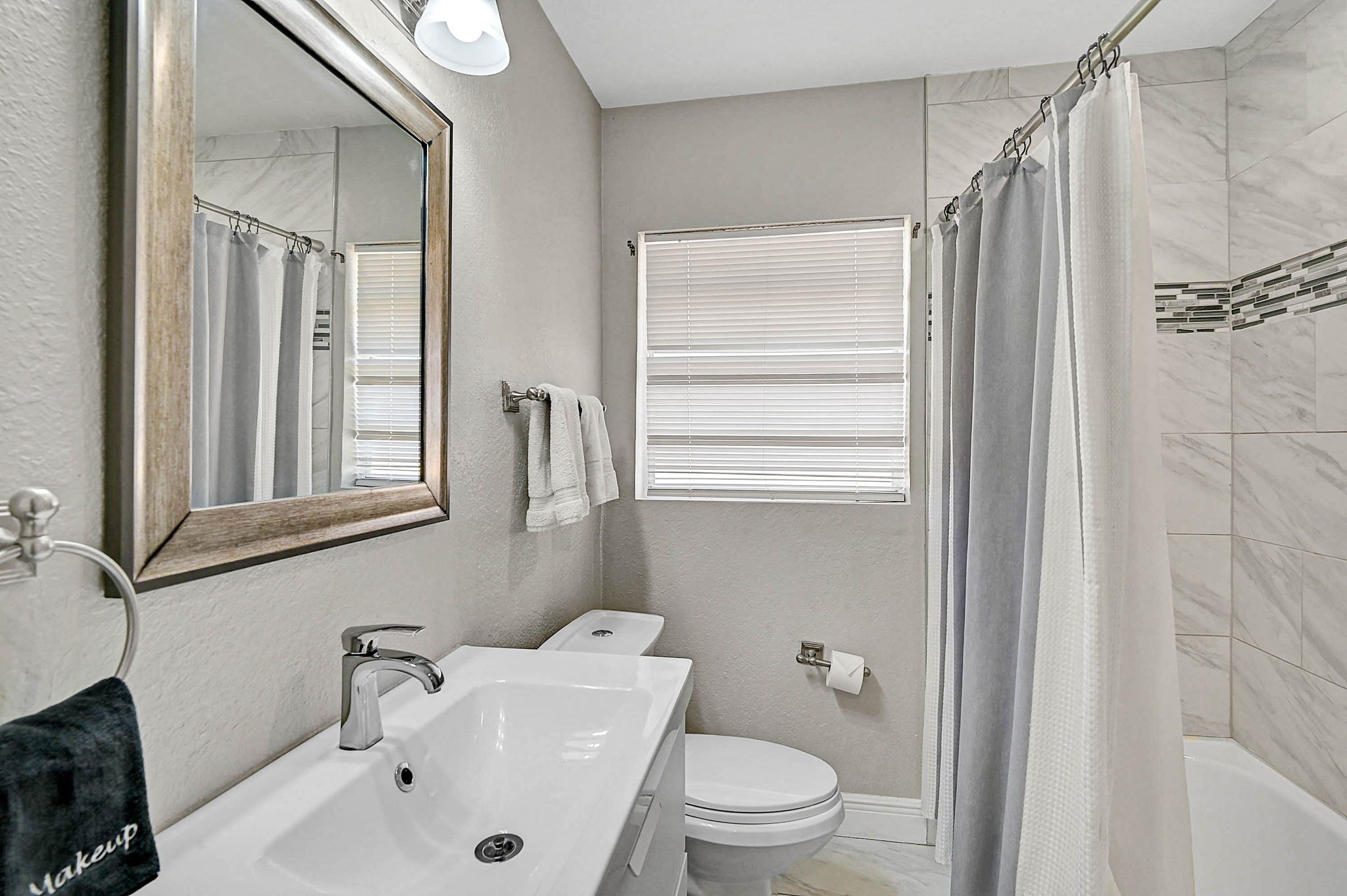 1217 E Ellicott St-18