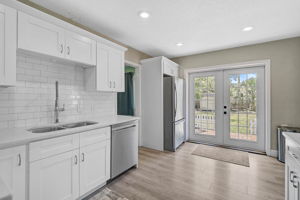 1217 E Ellicott St-9