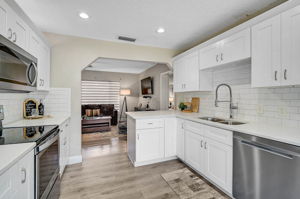 1217 E Ellicott St-12