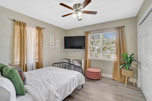 1217 E Ellicott St-19