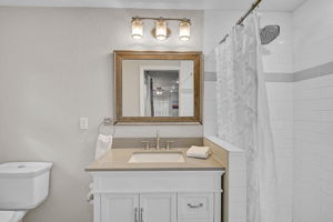 1217 E Ellicott St-23