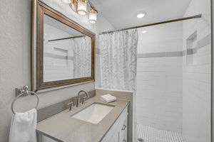 1217 E Ellicott St-24