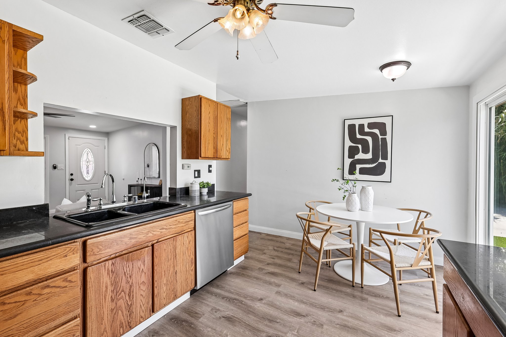 Holly Ave-S1105-013.jpg