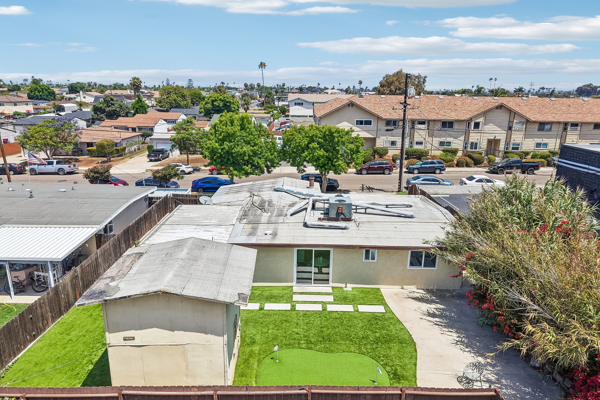 Holly Ave-S1105-056.jpg