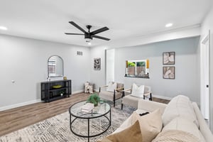 Holly Ave-S1105-007.jpg