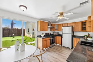 Holly Ave-S1105-012.jpg