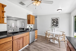 Holly Ave-S1105-013.jpg