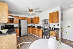 Holly Ave-S1105-015.jpg