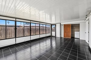 Holly Ave-S1105-035.jpg