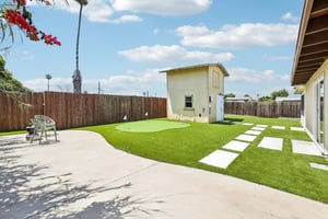 Holly Ave-S1105-040.jpg