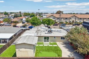 Holly Ave-S1105-056.jpg