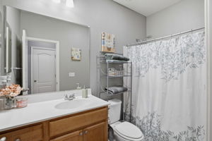 025_F8_1217 Palermo Ct