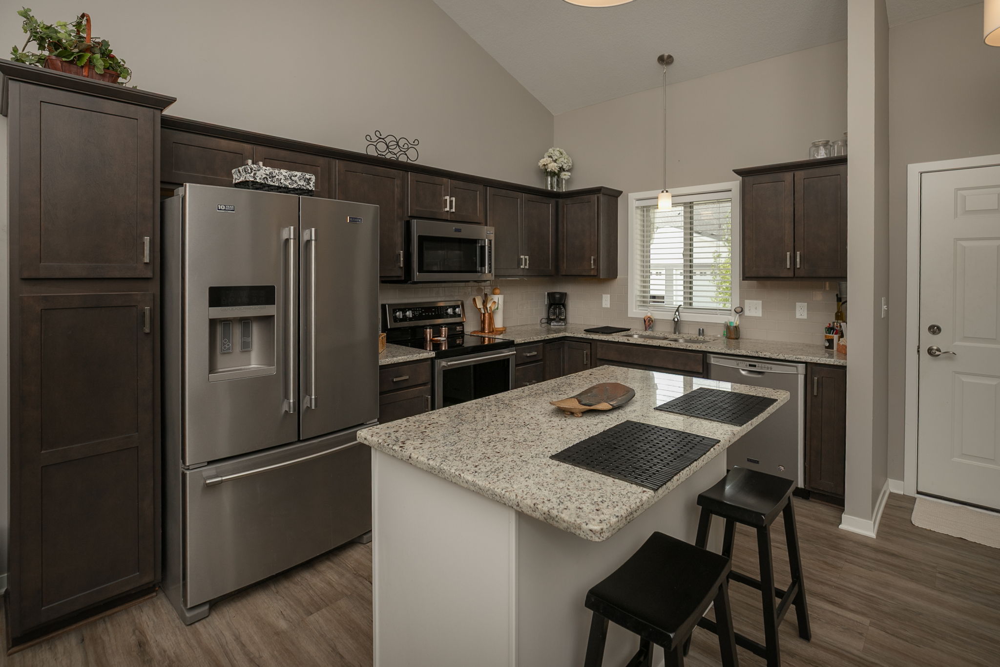 12-Kitchen
