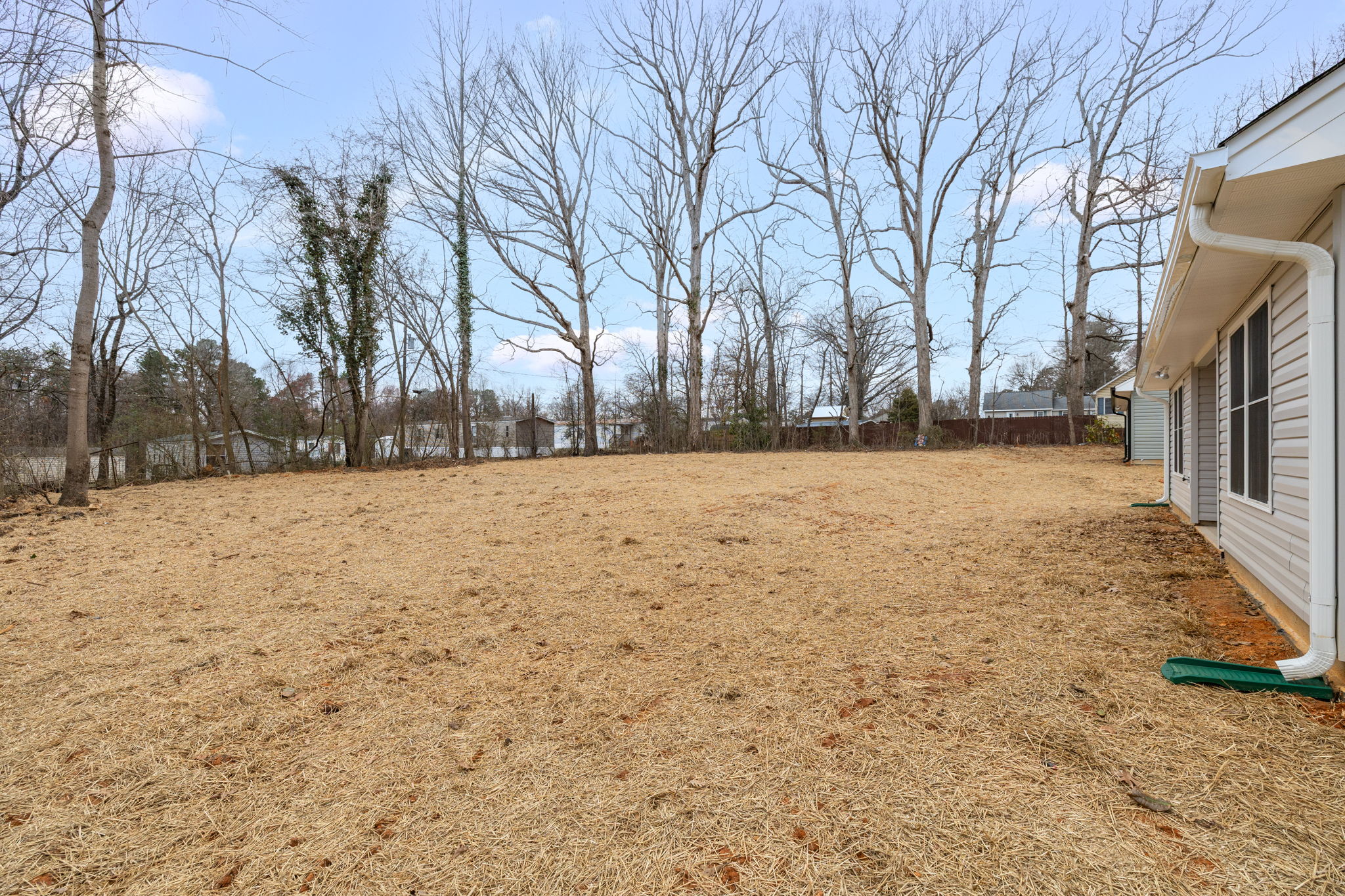 1218 Bowen Exterior-7