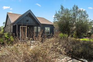 1218 N Park Avenue-4