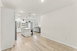 012_F8_12186 Grey Crow Cir