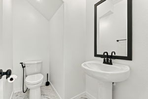 028_F8_12186 Grey Crow Cir