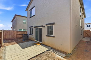 035_F8_12186 Grey Crow Cir