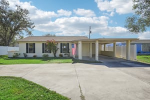 lots of curb appeal