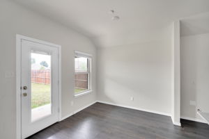  Photo 6