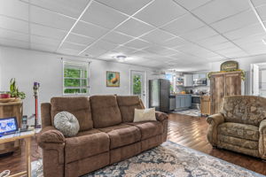  Photo 58