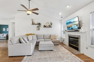 Rambling Rd-S0707-010.jpg