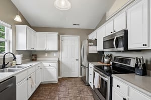 Rambling Rd-S0707-018.jpg