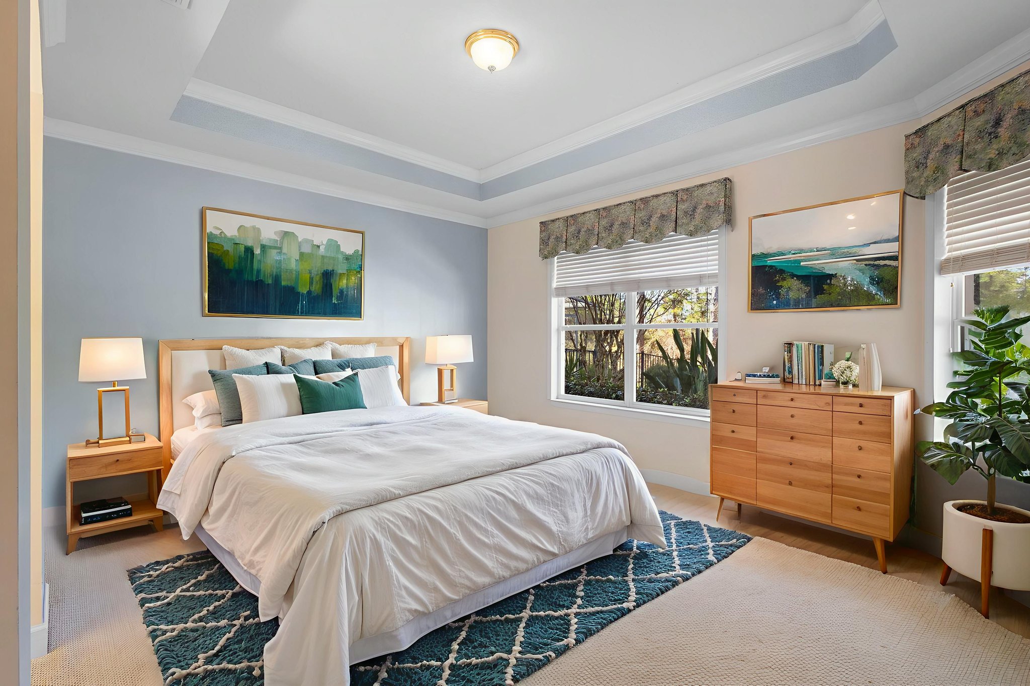 6Y8A0179 virtually staged.jpeg