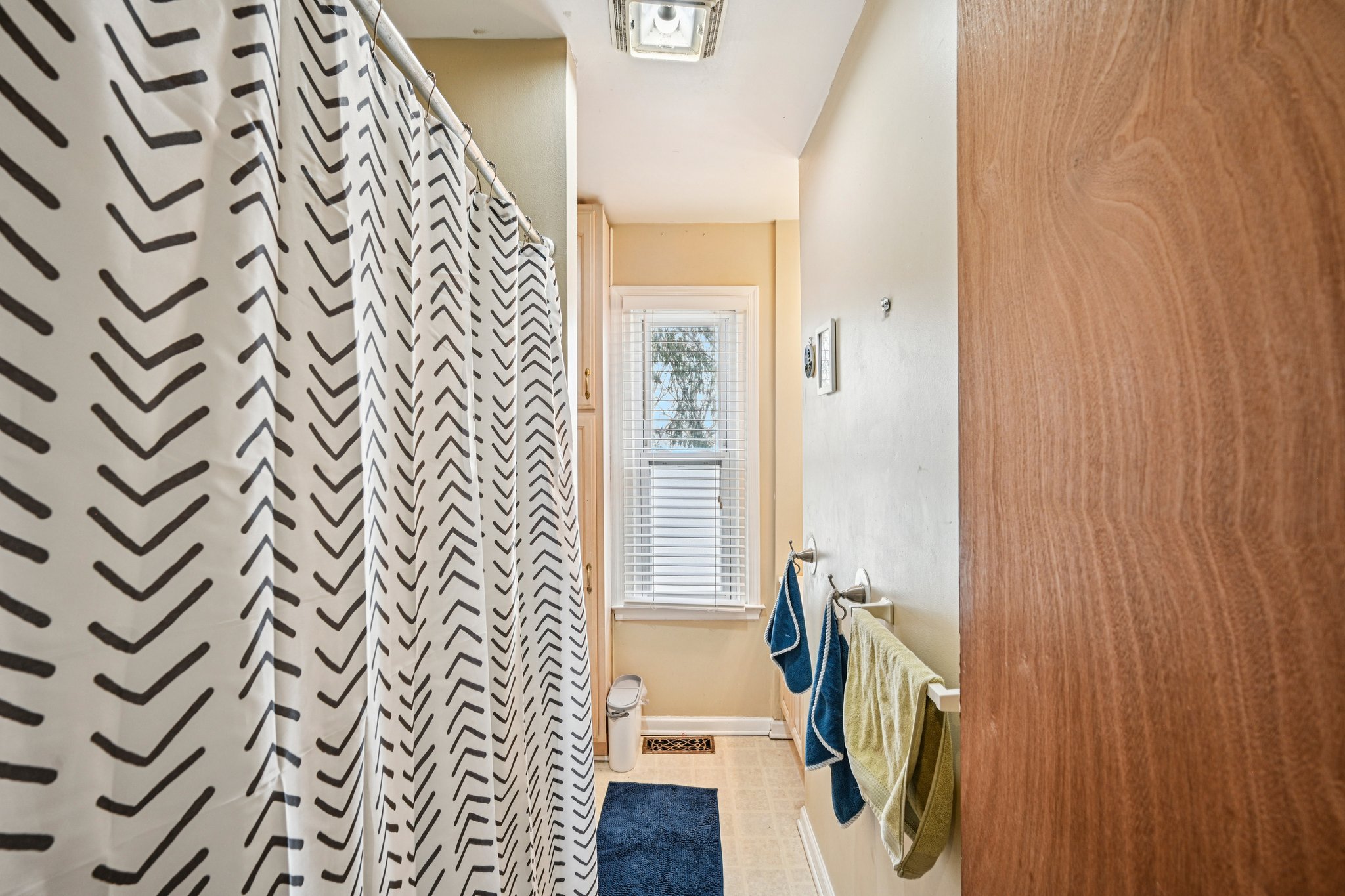 Brandywine Ave-S1802-016.jpg