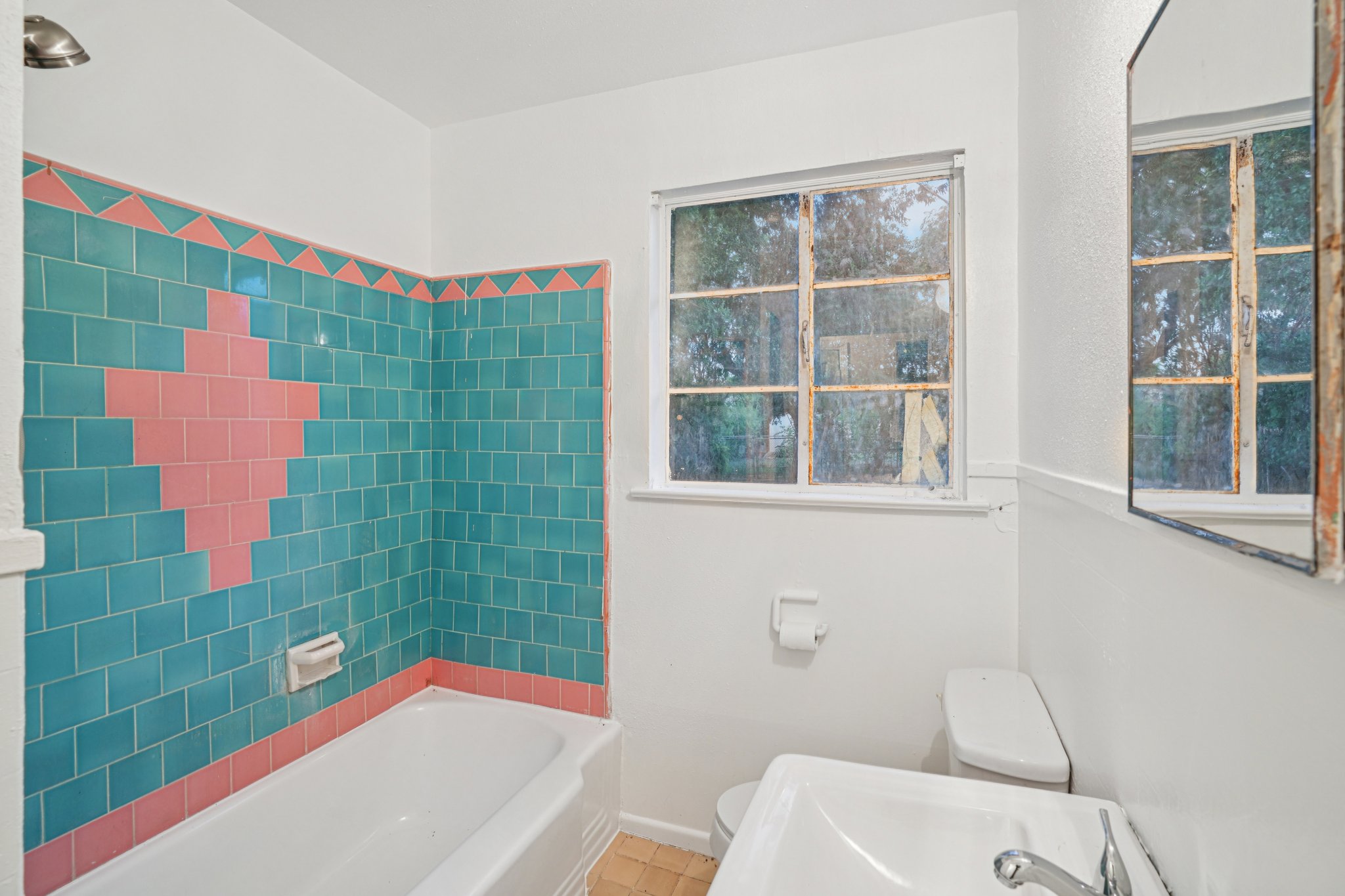 Fordham Ave-S2509-019.jpg