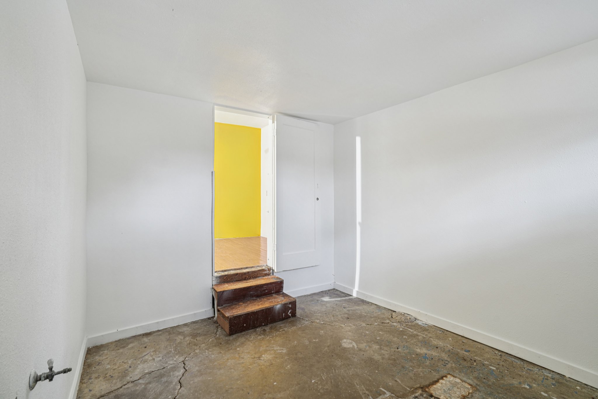 Fordham Ave-S2509-020.jpg