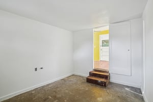 Fordham Ave-S2509-021.jpg