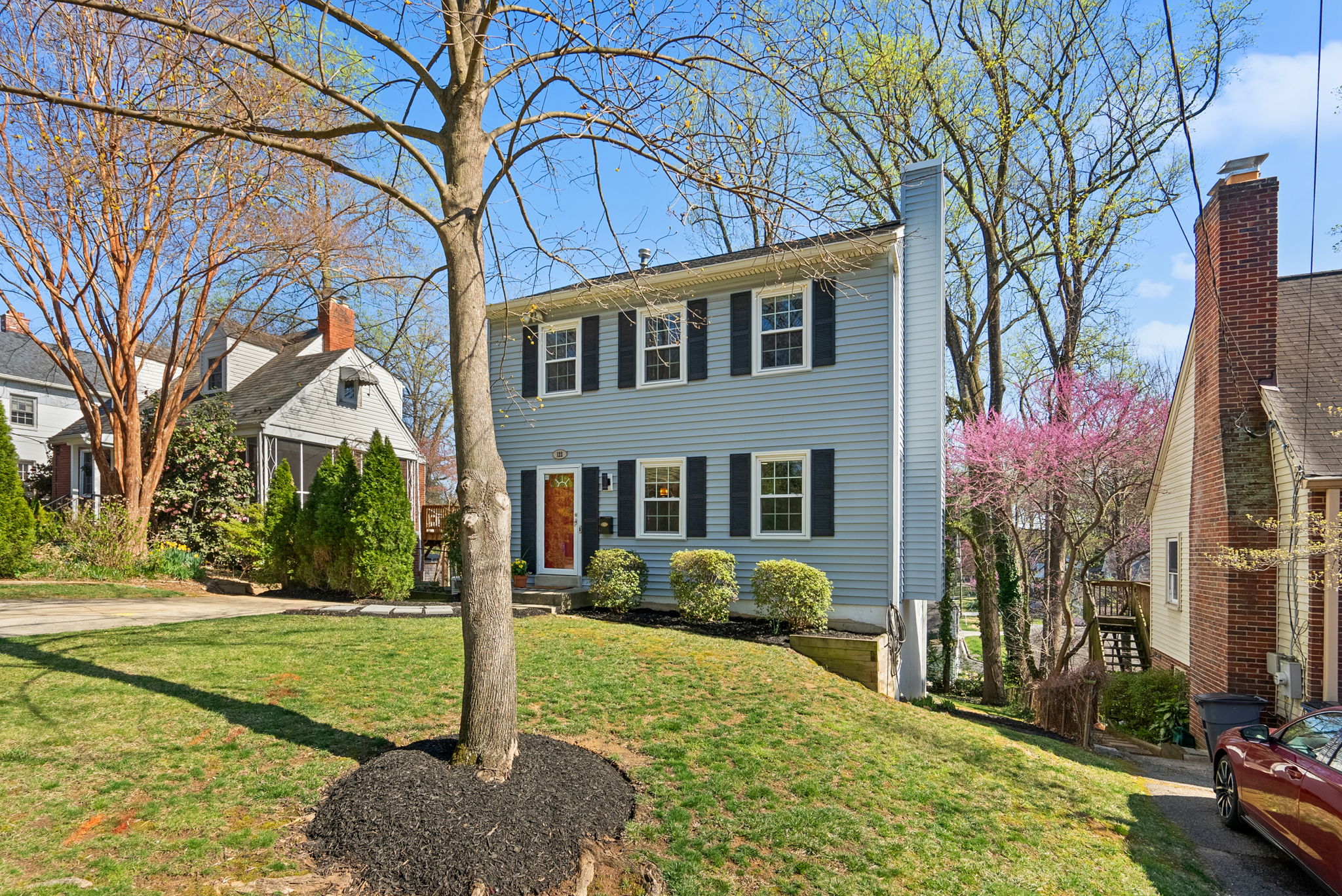 04. 122 Hamilton Ave