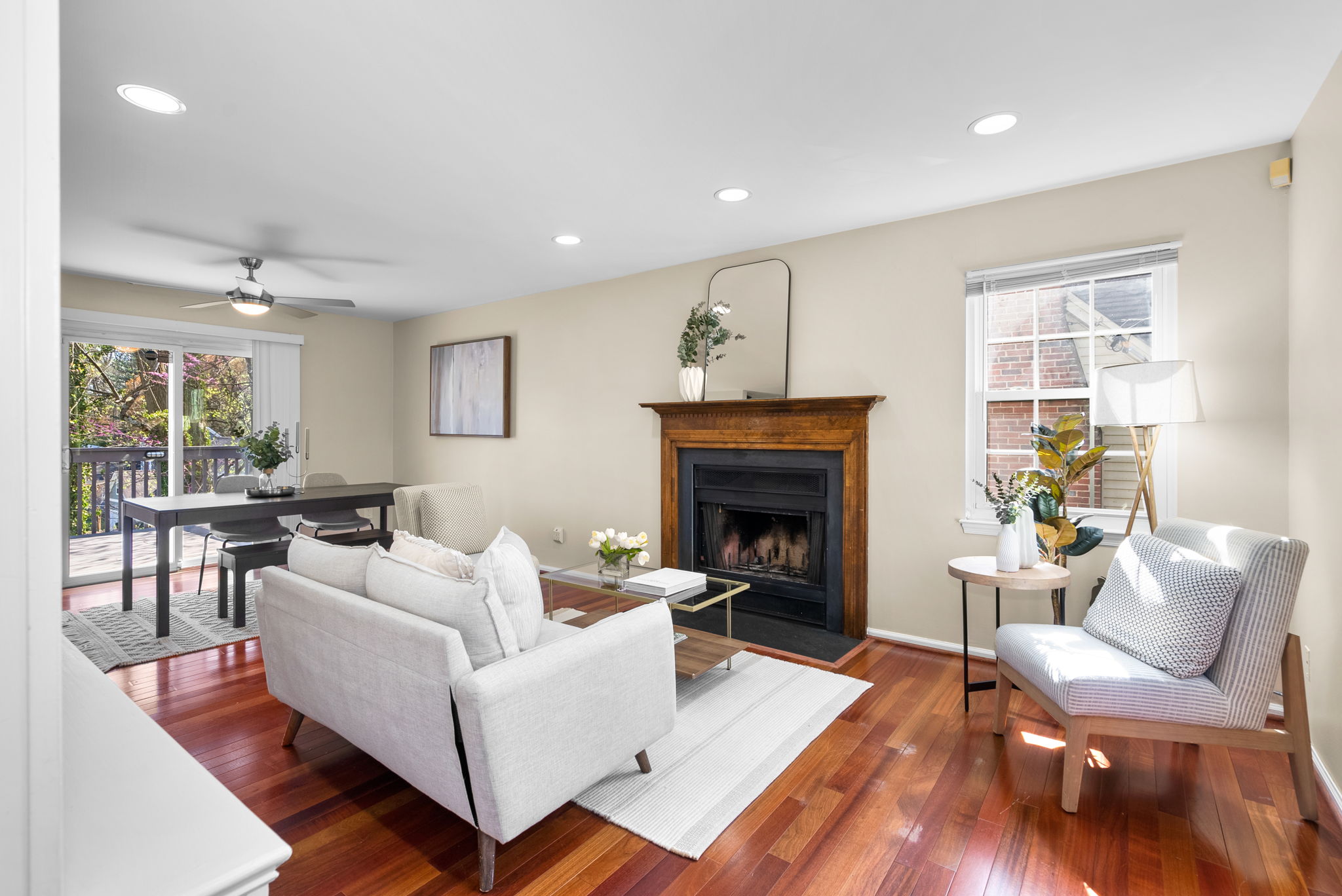 06. 122 Hamilton Ave