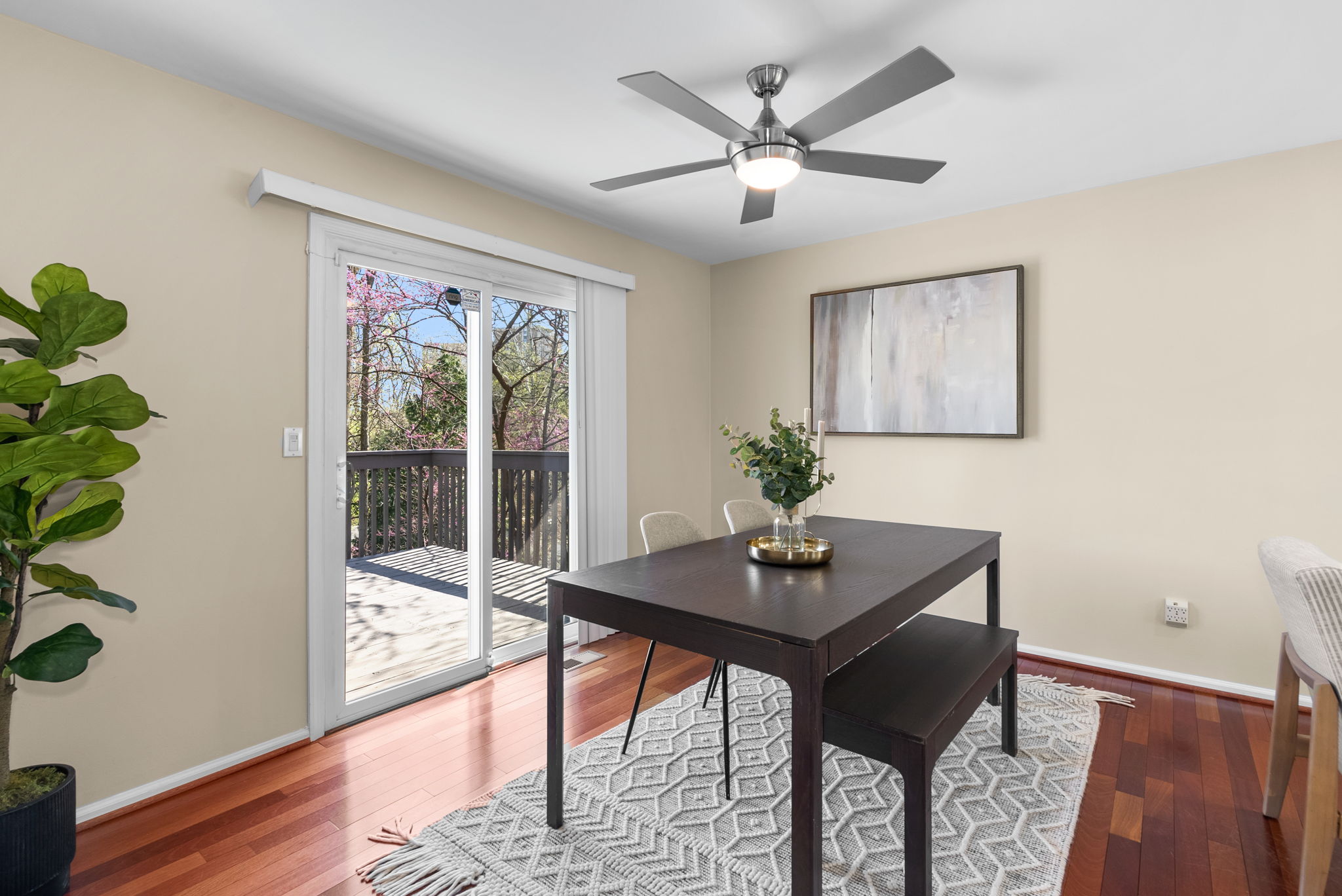 12. 122 Hamilton Ave