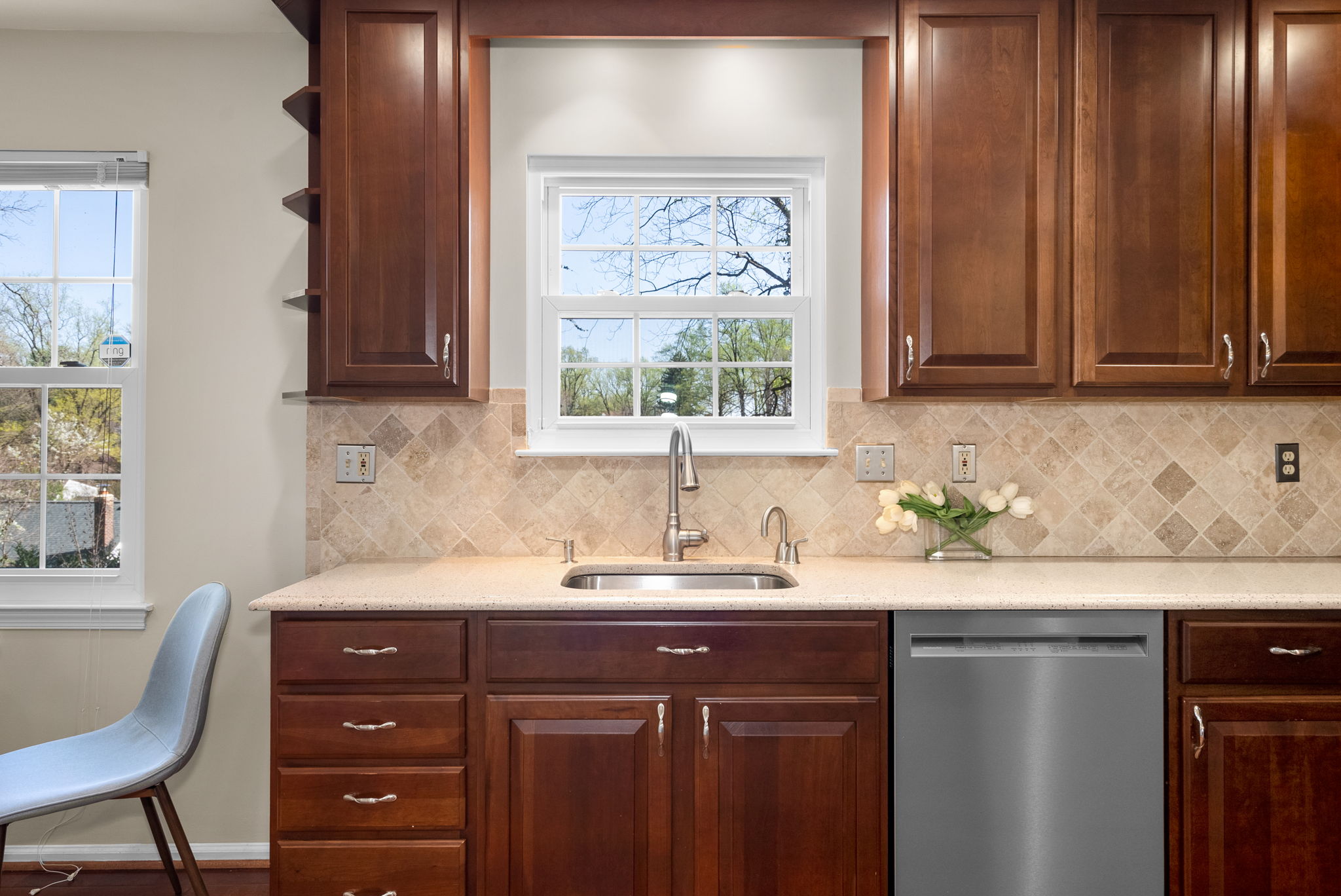 14. 122 Hamilton Ave