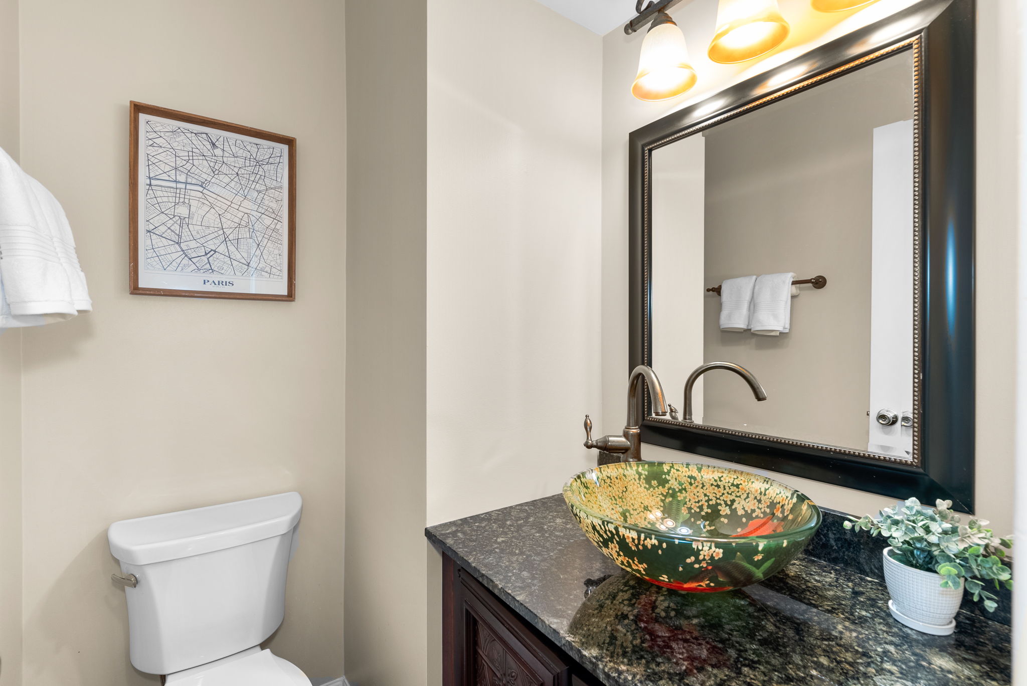 18. 122 Hamilton Ave