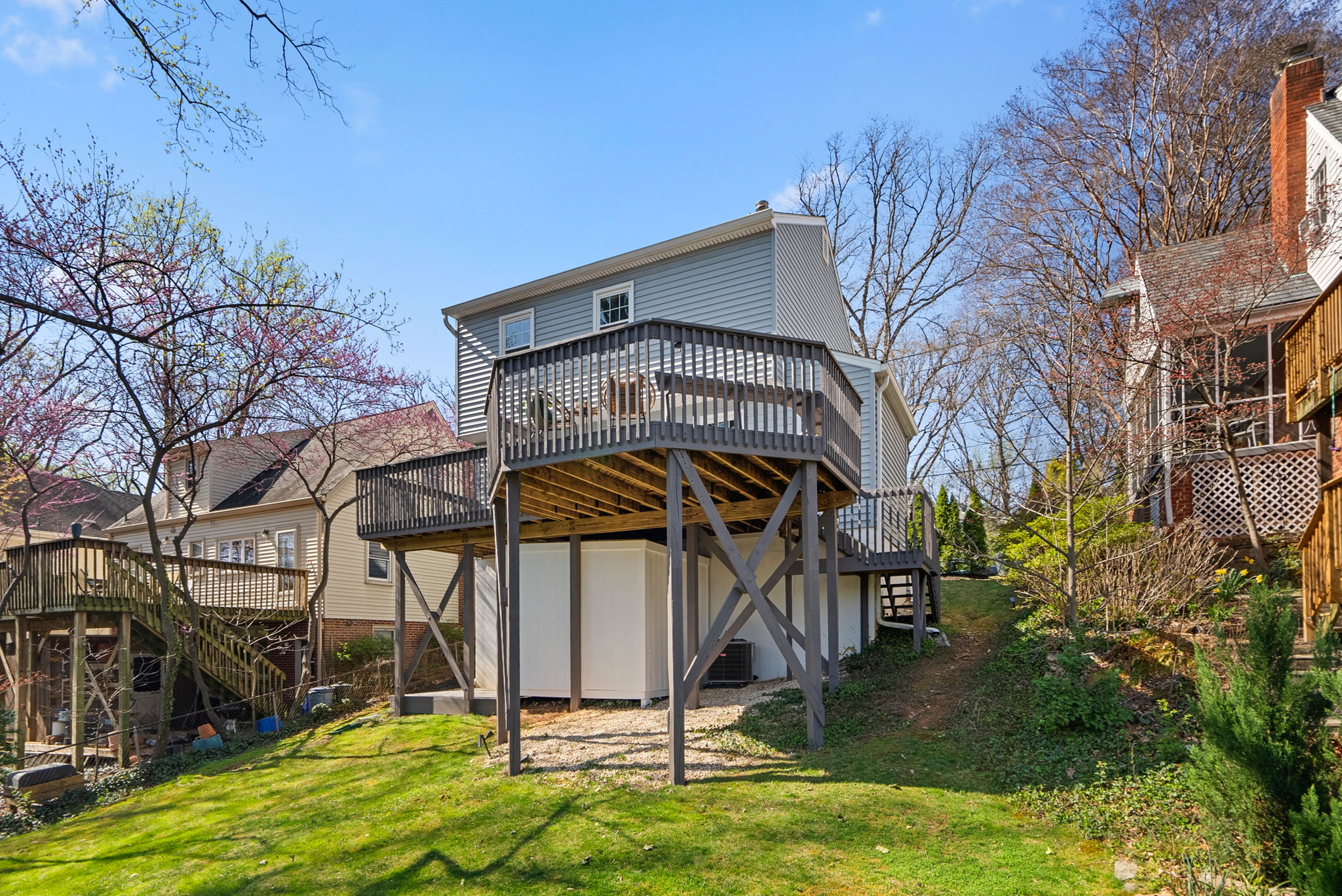 41. 122 Hamilton Ave