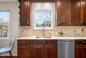 14. 122 Hamilton Ave