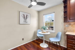 17. 122 Hamilton Ave