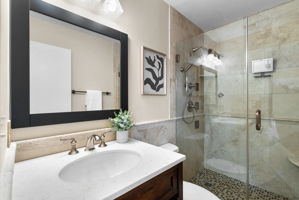 22. 122 Hamilton Ave