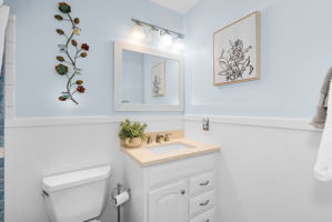 28. 122 Hamilton Ave