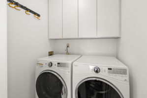 35. 122 Hamilton Ave